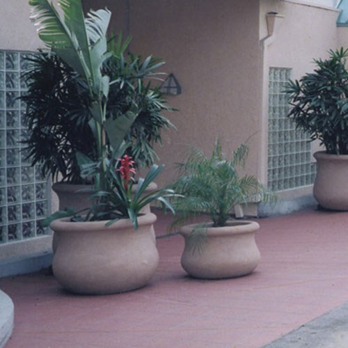 View La Cienega / Planters & Vases