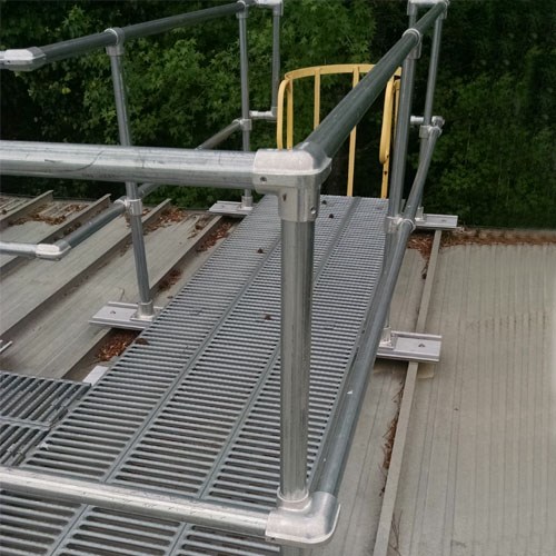 View Optional Handrail, Corner Condition